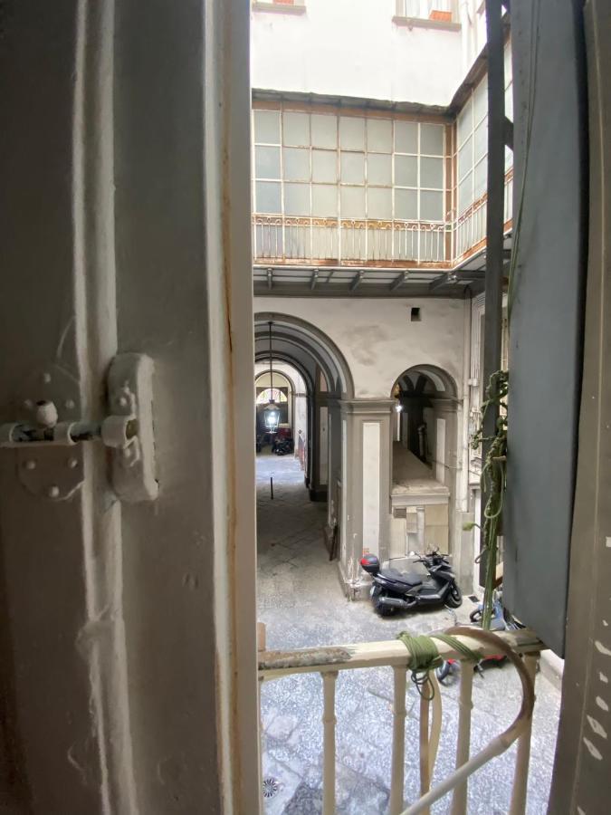 Maison Dante Neapel Exteriör bild